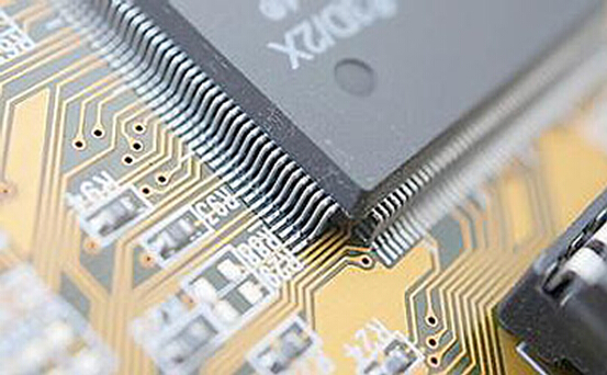 中國(guó)集成電路規(guī)模破萬億，PCB廠家“魚躍龍門”三關(guān)待過