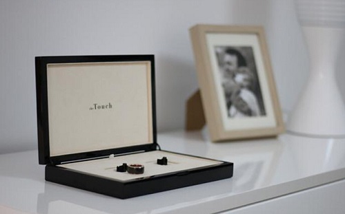 FPC軟板廠:七夕送什么？這款戒指能讓你感受愛人的心跳