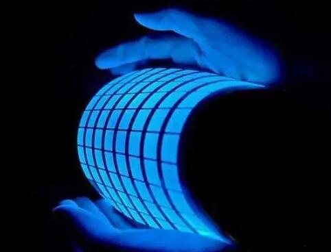 軟板廠資訊：OLED面板缺很大 成智能機(jī)產(chǎn)業(yè)大考驗