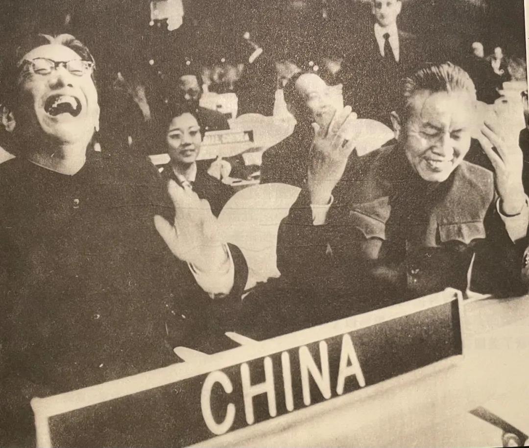 軟板之50年前的今天，聯(lián)合國(guó)沸騰了！