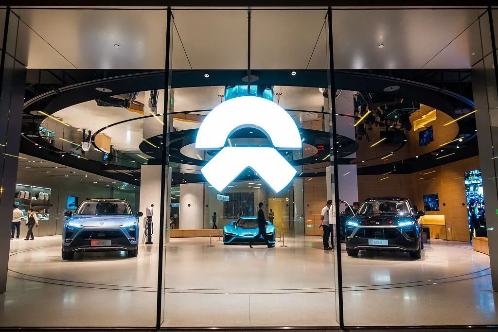 軟板之吉利之外又一家車企“玩”手機？